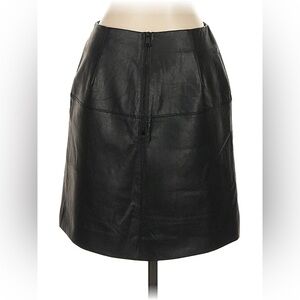 🔥🔥Ted Baker London Size 4 (1)Faux leather skirt/tag included 🔥🔥